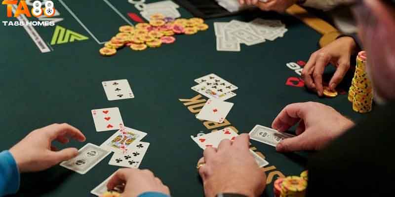 Lý do hội viên cần ghi nhớ hết thứ tự bài poker